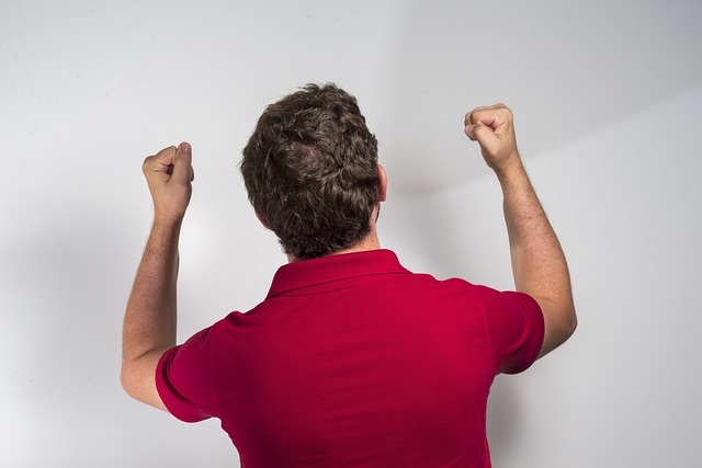 也應深刻檢 也應深刻檢